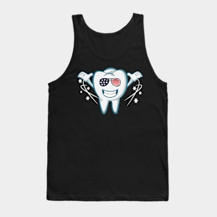 Funny Tooth with sunglasses Flag USA Dentist Gift 4th July Tank Top